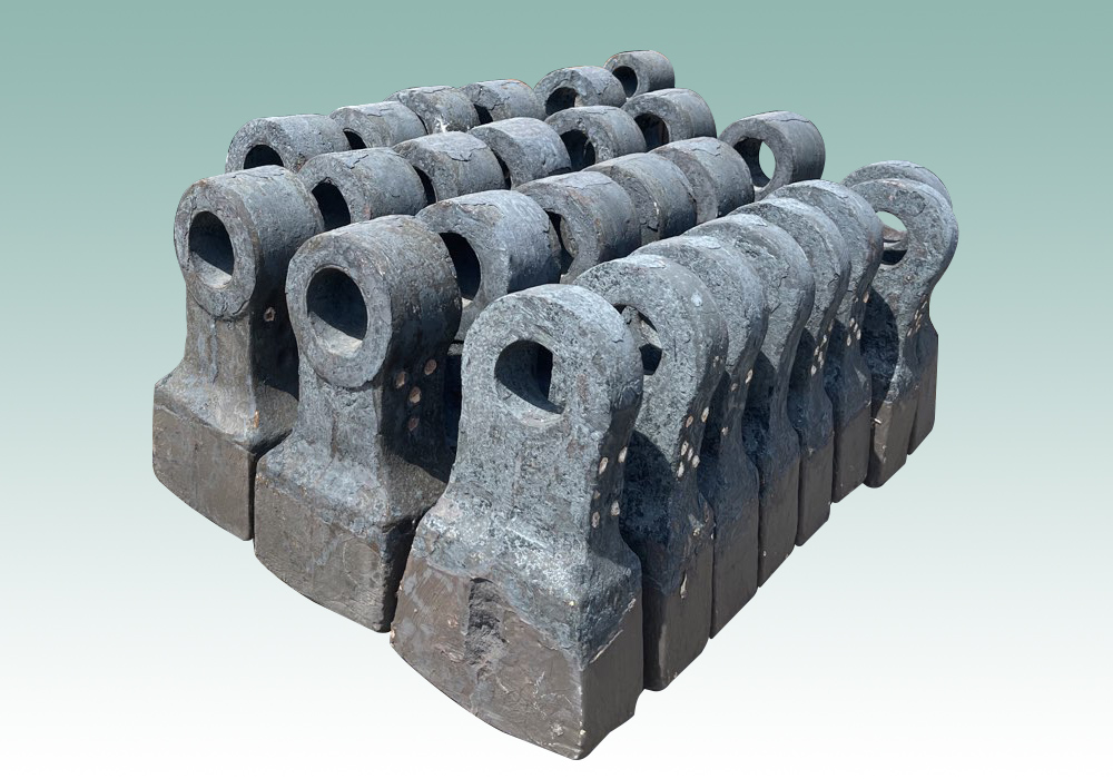 耐磨破碎機錘頭 雙金屬、陶瓷復合與耐磨合金錘頭的鑄造廠家選擇指南